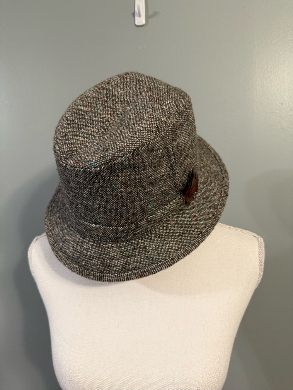 Jonathan Richard Ireland Donegal Tweed Walking Hat Gray Green Speckle Wool 7 5/8